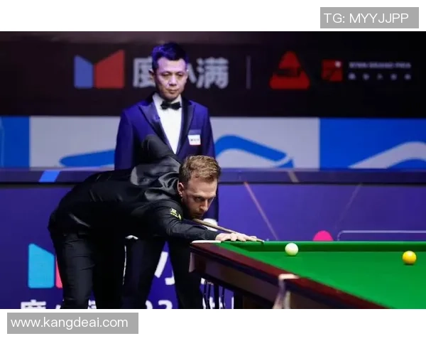 特鲁姆普与吉尔伯特巅峰对决冠中冠赛事精彩回顾与分析